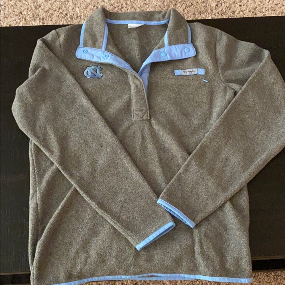 UNC Columbia pullover